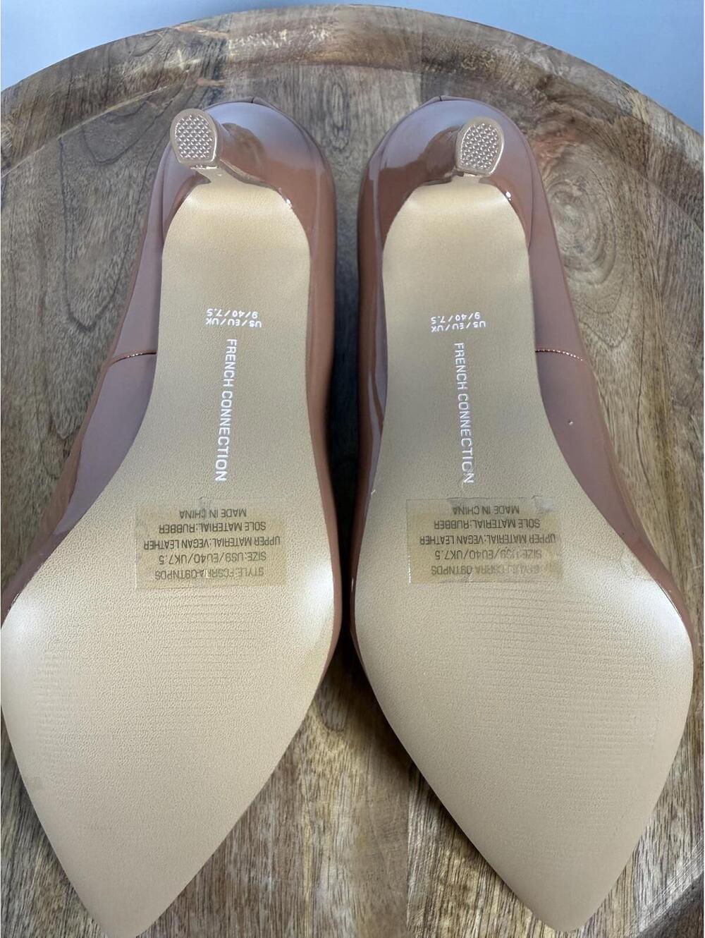 French Connection Patent Leather Tan Heels Pumps US 9 NWB - Picture 4 of 11